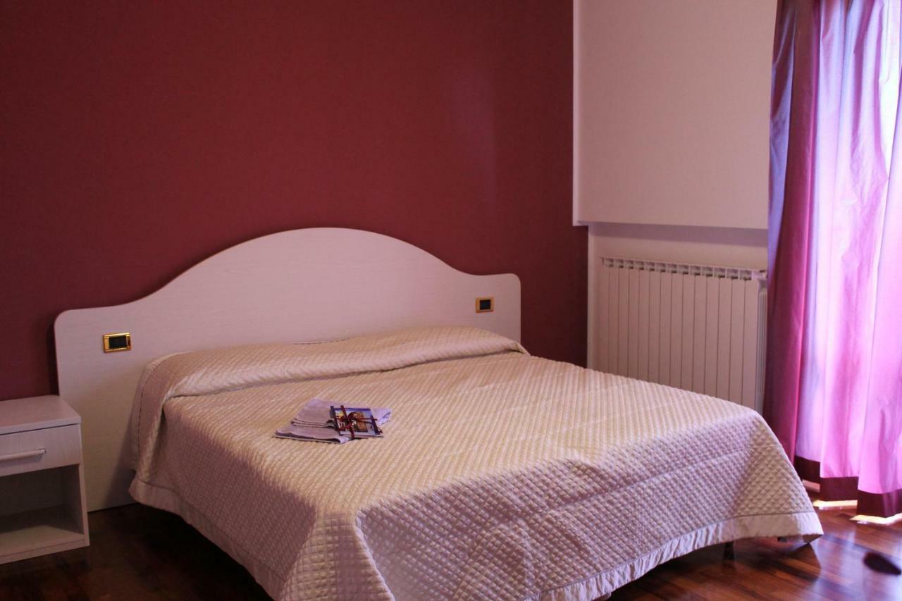 Il Mandorlo B&B Civitanova Alta Exterior photo